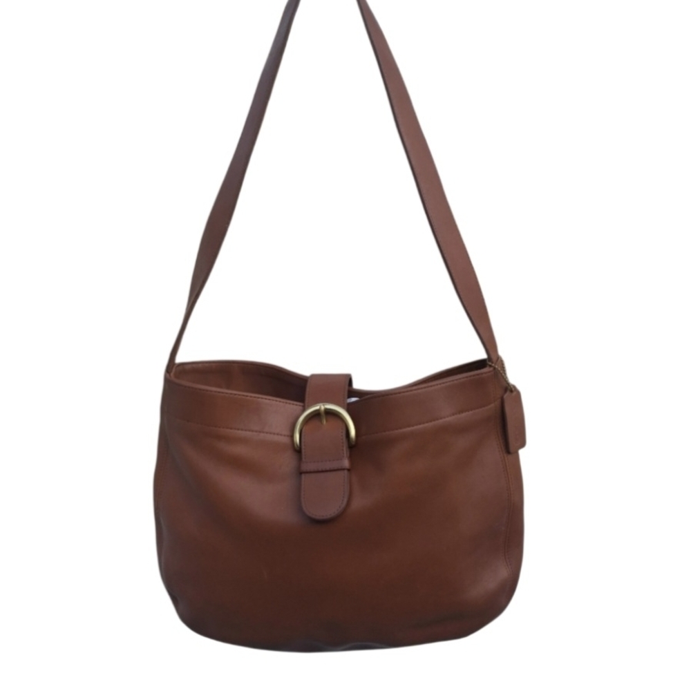 Classic Brown Leather Shoulder Bag with Buckle